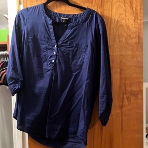 Navy blue blouse - Express with 3 button v-neck detail with pockets at chest